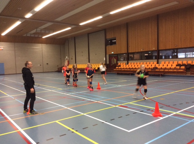 Afbeelding handbalschool schottraining