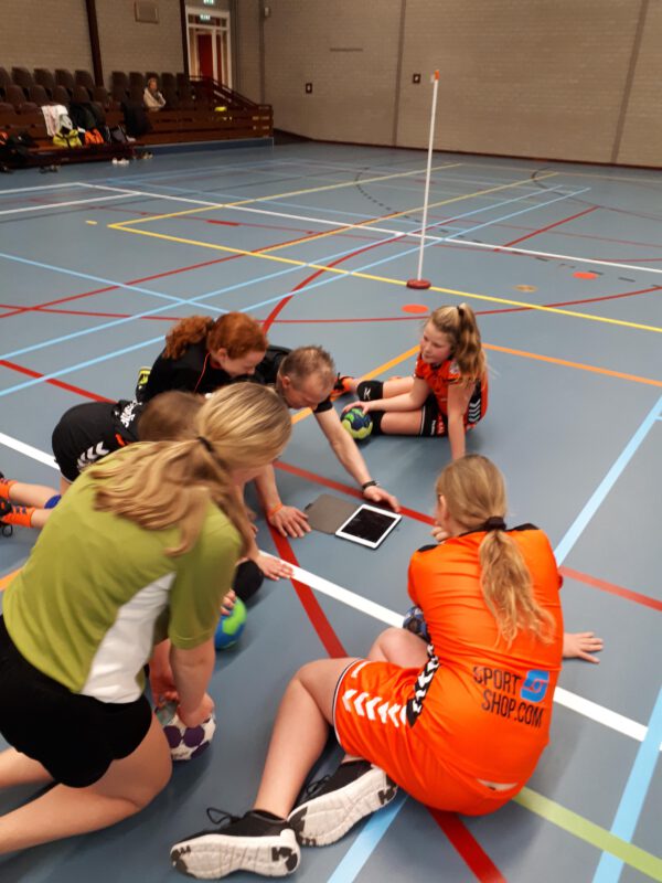 Afbeelding training handbalschool middendrenthe 01022020